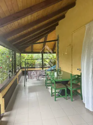 Casă unifamilială în Ghiroda cu teren generos 1752 mp - imagine 4