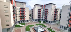 Apartament spațios cu 2 camere, transformabil în 3, terasă generoasă și finisaje
