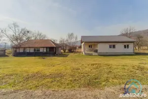 Doua case   Gura Vaii