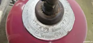 Vând 4 butelii de 50 litri