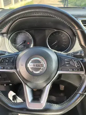 Nissan Qashqai 15.200 Euro neg - imagine 5