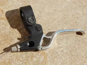 Maneta frana dreapta Winzip cu cablu frana spate cu camasa bicicleta - imagine 3