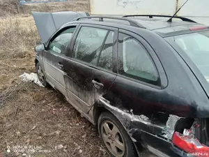 Dezmembrez skoda fabia 1.4 16v  - imagine 8