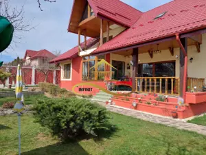 Casa/ vila de vanzare cu 700 mp teren in Gheraiesti str. Frunzei Bacau