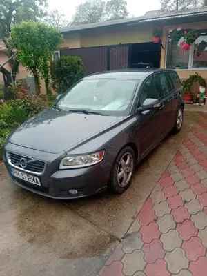 Volvo v50 foarte bine întreținută  - imagine 8