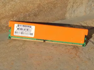 Placa memorie RAM GeIL PC2-5300 512 MB DDR2-667 (2 bucati) - imagine 3