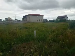 vand teren intravilan 500 mp Ghercesti, 55 euro mp