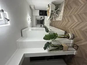 Apartament de vanzare  str Revolutiei