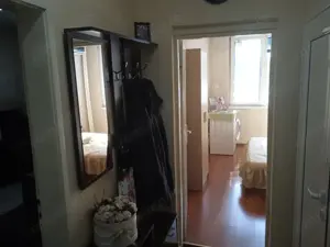 Se inchiriaza garsoniera in zona Garii