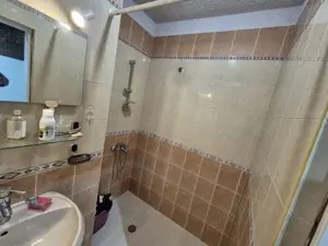 Garsoniera de inchiriat in Tractorul - imagine 5