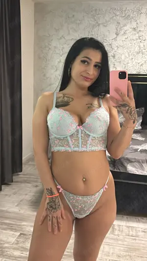 Alice doar un apel ne desparte 