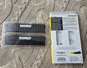 Vand KIT memorie RAM Corsair 32 GB (2 X 16 GB) 3200Mhz DDR4