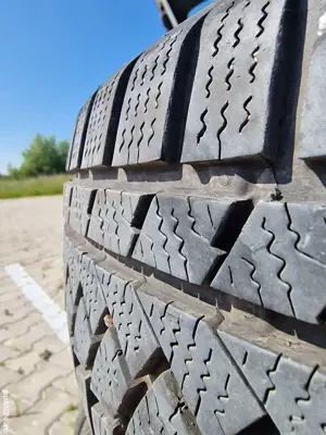 Set 4 cauciucuri / anvelope auto M+S Continental 205 60 R16 profil 6.47 mm - imagine 3