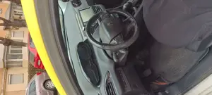 Peugeot 208 1.6 e-hdi  - imagine 2