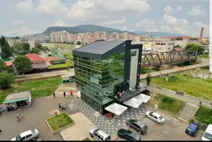 Vand imobil Parter(comercial,birouri,servicii+terasa) si etajul 3(penthouse+terasa),central Rm.Vl.