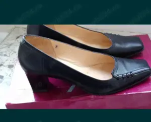 Pantofi din piele , 36