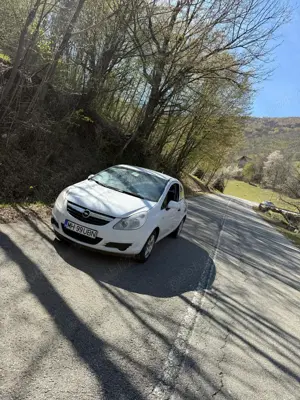 Opel corsa D  - imagine 3 Opel corsa D  - imagine 3