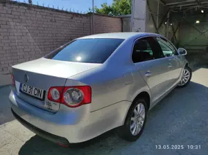 Vand VW Jetta 1,9 TDI, 105 CP - imagine 8