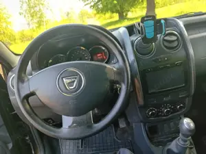 Dacia Duster 1.5 dci 110cp - imagine 2 Dacia Duster 1.5 dci 110cp - imagine 2