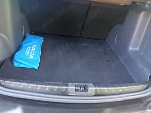 Dacia Duster 1.5 dci 110cp - imagine 9 Dacia Duster 1.5 dci 110cp - imagine 9