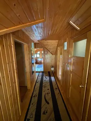 RATE Pensiune casa de vacanta munte Dambovicioara Peștera  - imagine 2