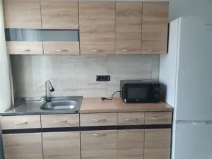 Închiriez apartament - imagine 3
