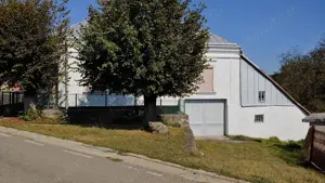Casă de vânzare   5 încăperi, 150 m  utili, garaj, demisol - imagine 2
