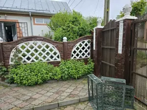 Vând casa plus magazin  - imagine 2 Vând casa plus magazin  - imagine 2