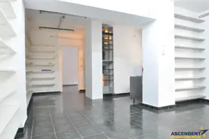Spatiu comercial,vitrinat,doua intrari,acces facil, Calea Bucuresti,Astra,Brasov - imagine 11