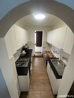 Cazare regim hotelier apartament central - imagine 5