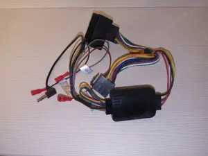 Cablu adaptor ISO pt. Ford Focus 2004-2009 si playere Pioneer, comenzi pe volan - imagine 3