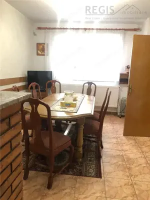 Casa individuala, Central 5 Camere si 3 Grupuri sanitare - imagine 3