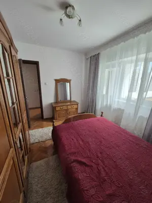Apartament cu trei camere zona ultracentrala, spre închiriere  - imagine 9