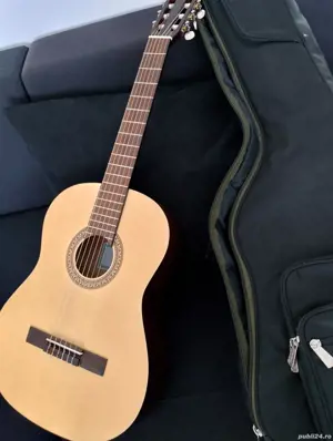 Chitara clasica Yamaha
