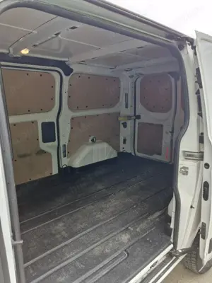 Ford Transit Courier 2014 - imagine 9