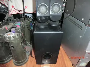 sateliti de sisitem Logitech 5.1 si sistem Serioux 2.1 si Philips(subwoofer centru si rear) - imagine 5