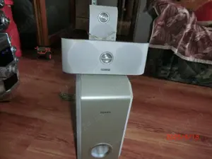 sateliti de sisitem Logitech 5.1 si sistem Serioux 2.1 si Philips(subwoofer centru si rear) - imagine 4