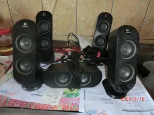 sateliti de sisitem Logitech 5.1 si sistem Serioux 2.1 si Philips(subwoofer centru si rear) - imagine 2