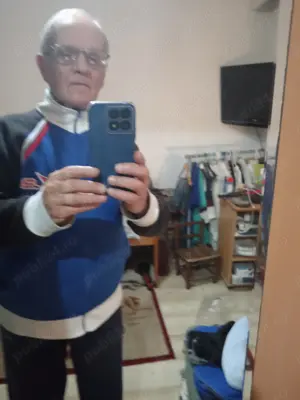 Doresc ajutor menaj din partea unei doamne. Ofer cazare.  - imagine 3