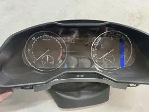 Vând ceasuri , navigație și climatronic  Skoda  2009 - imagine 9