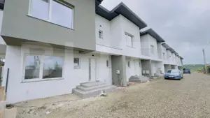 Casa 4 camere, 100mp, Valea Lupului