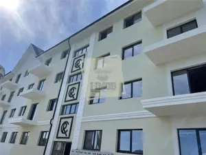 Studio 40 mpu cu parcare zona Pictor Brana Selimbar - imagine 2 Studio 40 mpu cu parcare zona Pictor Brana Selimbar - imagine 2