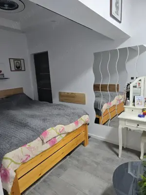 Vand ap la casa central , inc gaz , SC 96 mp, front stradal, renovat lux  - imagine 16