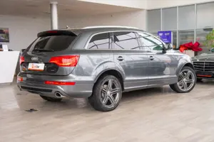 Audi Q7 - imagine 8