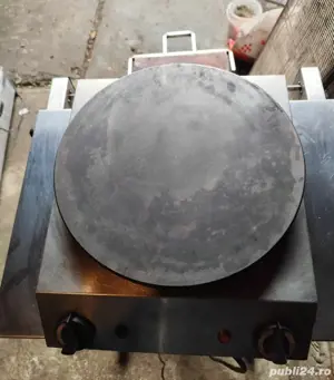 Aparat de clătite uriașe 