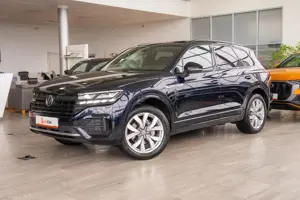 Volkswagen Touareg "R-Line" 3.0TDI 4Motion Automatic - imagine 3