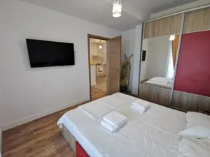 Mamaia Nord -zona Onix, la 100 metri de Mare - imagine 6