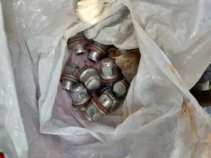 Vând piulițe roti PTR Toyota,Kia,Nissan