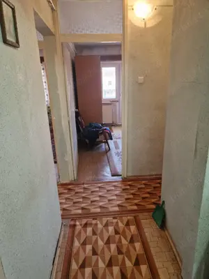 Vând apartament cu 4 camere în centru Turzii - imagine 2