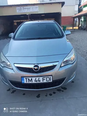 vand opel astra j ,an 2011, motor 1.3 Disel - imagine 2